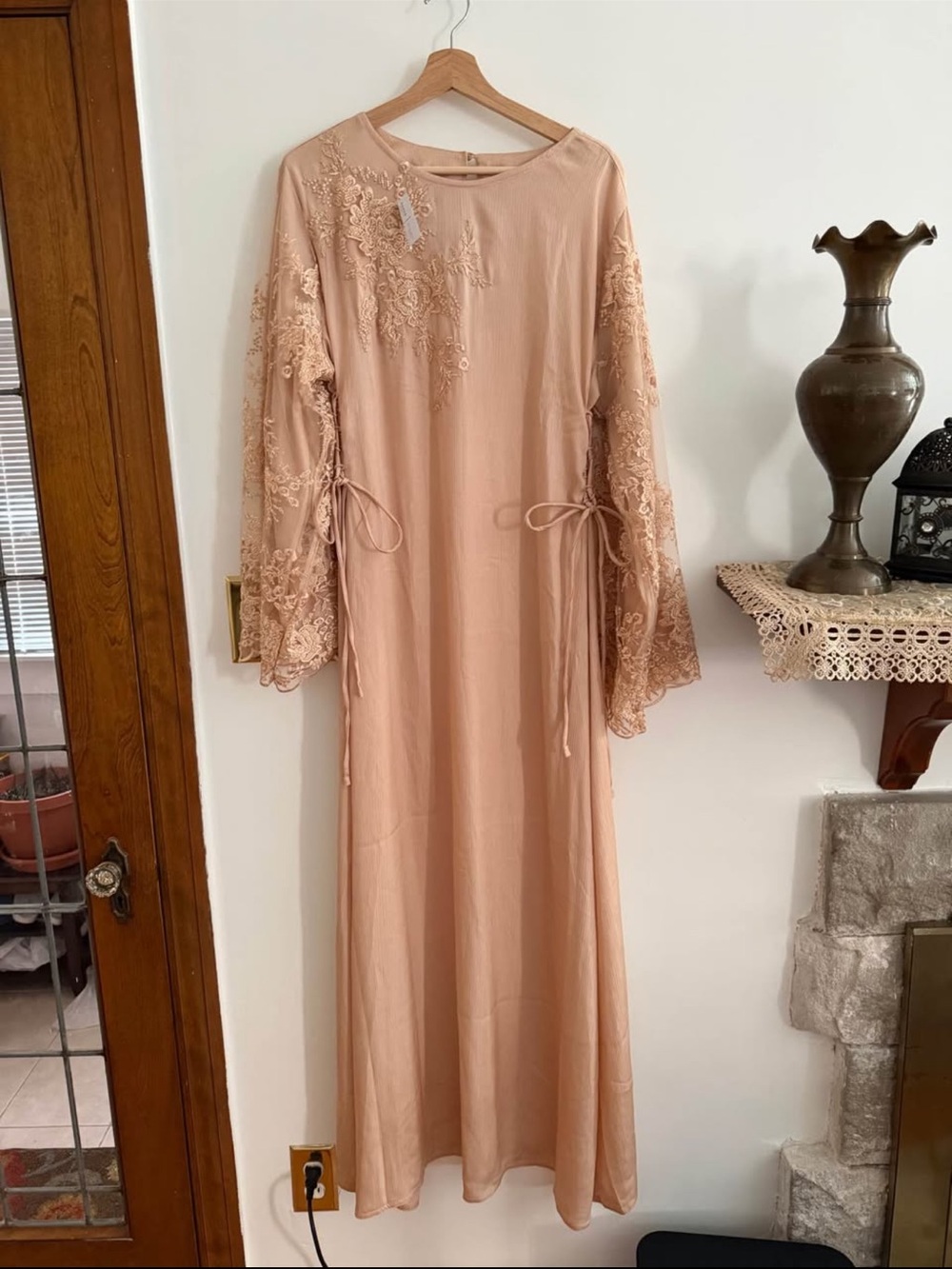 Podur pink abaya dress
